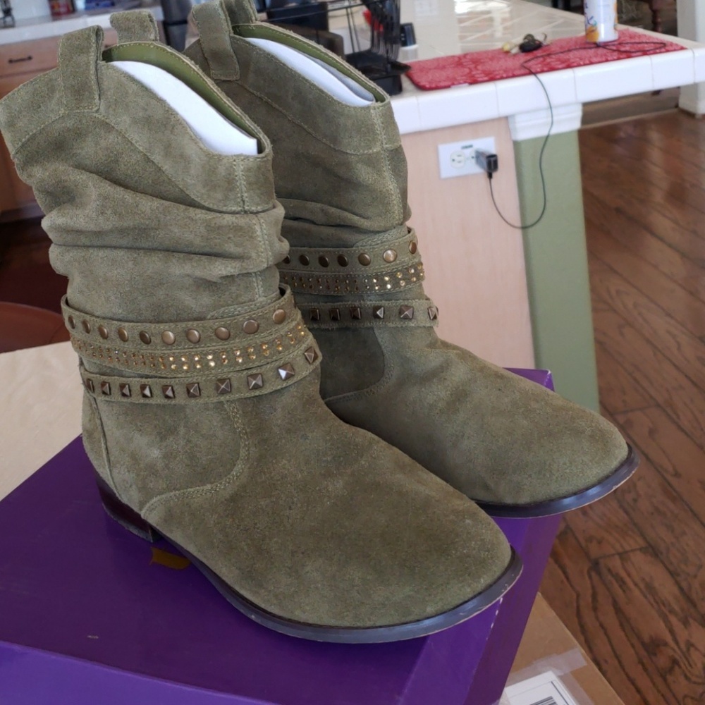 Slouchy Green Suede boots with embellishments.